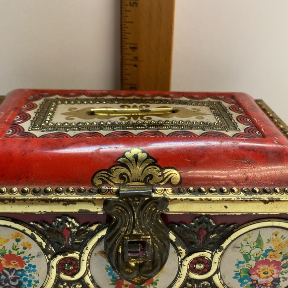 Vintage James P. Linette Candy Tin Bank, Made in Western Germany - Picture 8 of 10